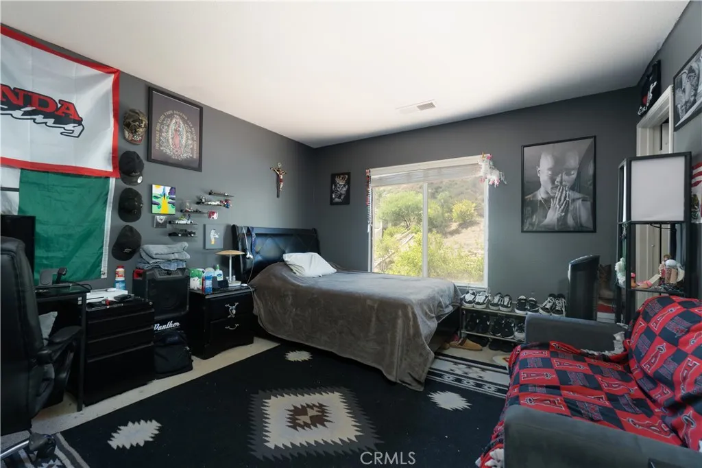 20463 Fox Den Road, Wildomar, California 92595 home-pic-15